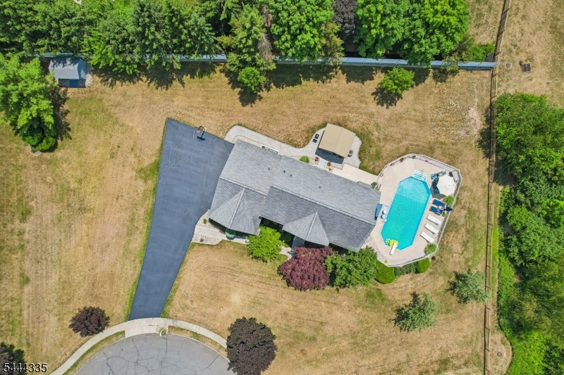 Brentwood Hills - Residential