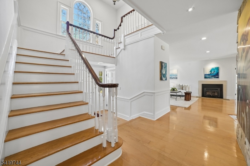OLD SHORT HILLS - Residential