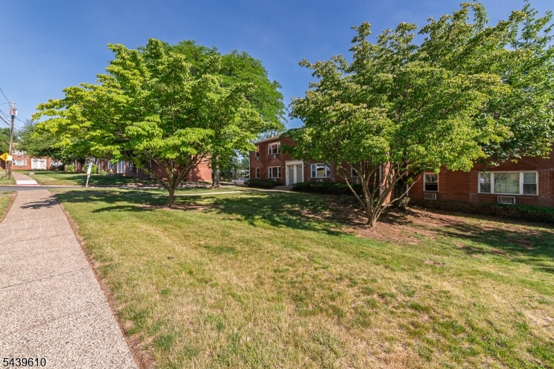 Riverview Houses - Residential