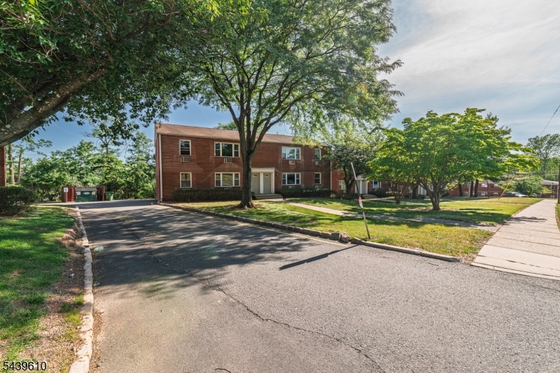 Riverview Houses - Residential