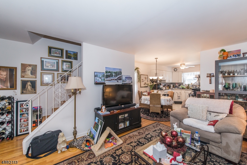 hill - Residential Income
