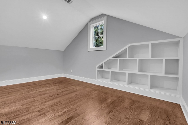 Linden Lane - Residential
