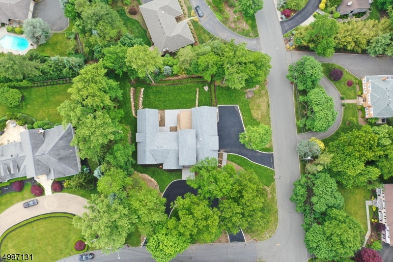 CHESTNUT HILL - Residential