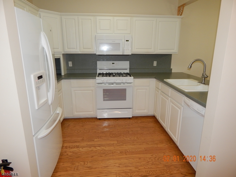 Fox Hills - Residential