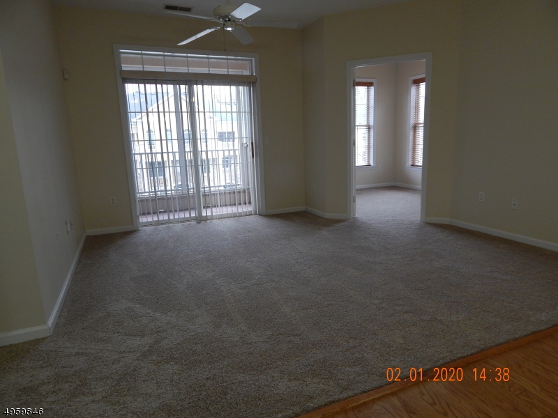 Fox Hills - Residential
