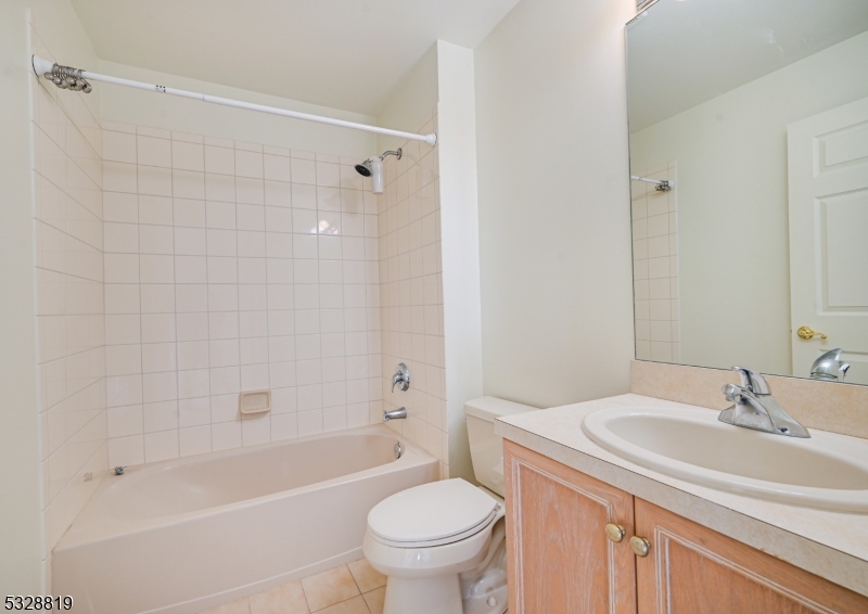 Regency Club at Livingston - Residential Lease