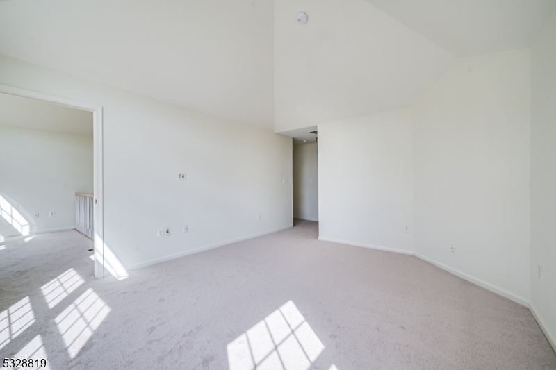 Regency Club at Livingston - Residential Lease