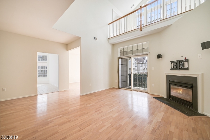 Regency Club at Livingston - Residential Lease
