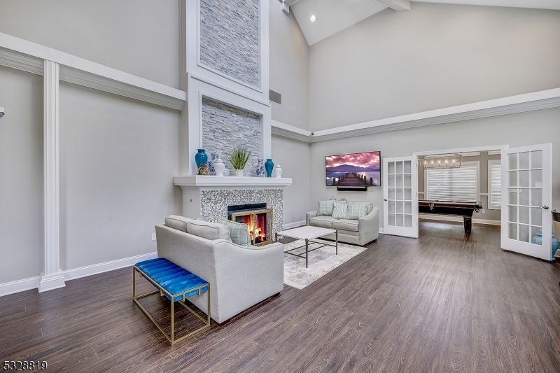 Regency Club at Livingston - Residential Lease