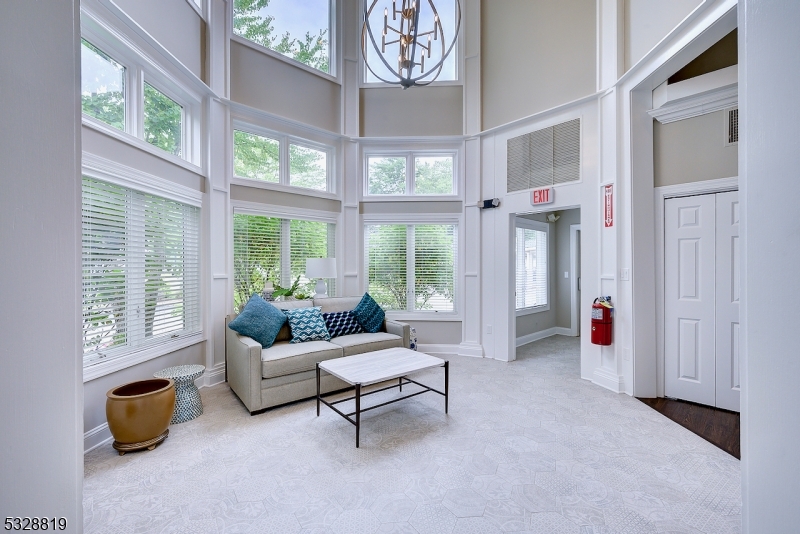 Regency Club at Livingston - Residential Lease