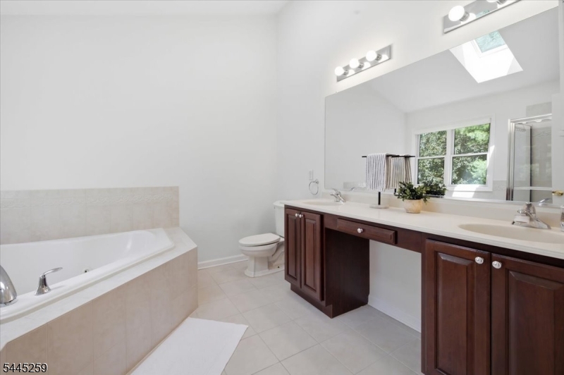 The Summit At Cedar Grove - Residential