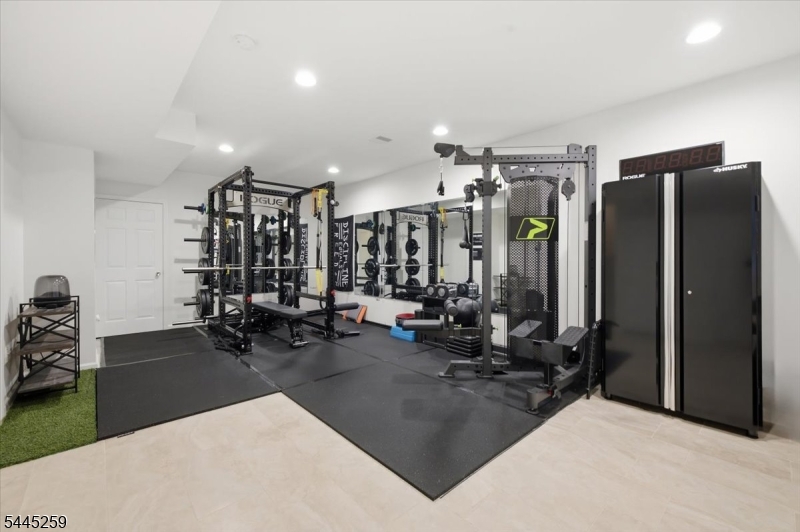 The Summit At Cedar Grove - Residential