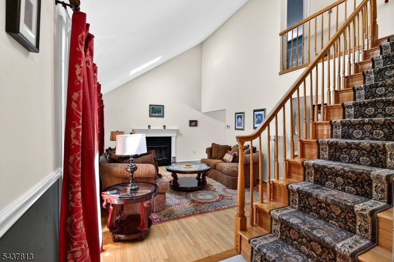 Spring Ridge - Residential
