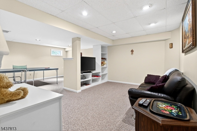 Spring Ridge - Residential
