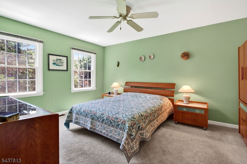 Spring Ridge - Residential