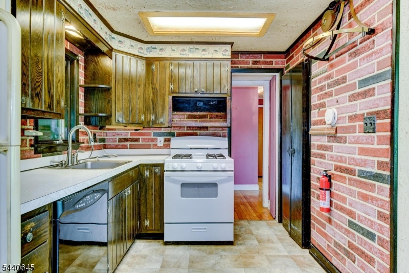 Lake Lenape - Residential