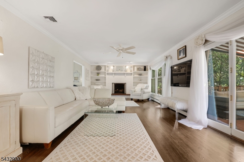 Pines Lake - Residential