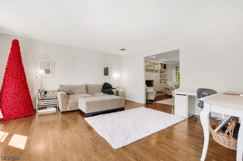 Pines Lake - Residential