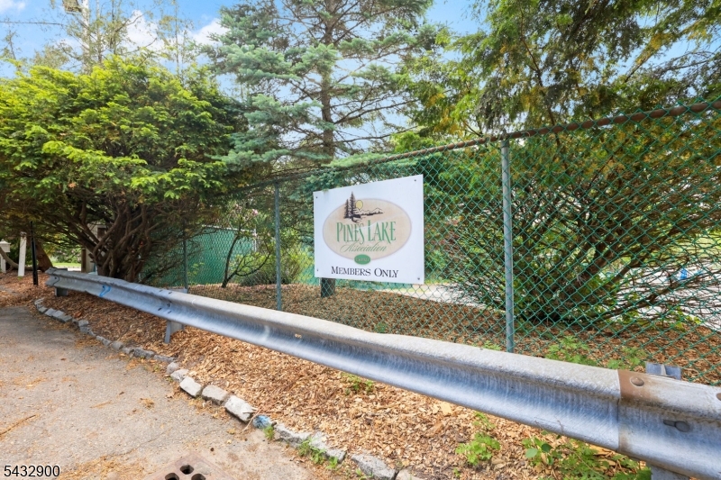 Pines Lake - Residential