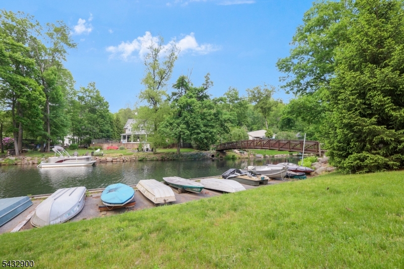 Pines Lake - Residential