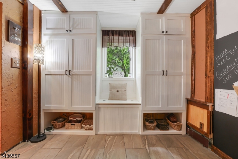 Erskine Lake - Residential