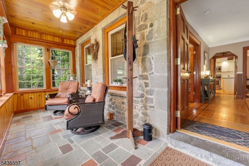 Erskine Lake - Residential