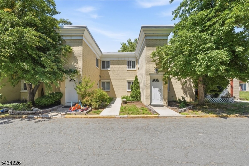 Lake Ave - Residential