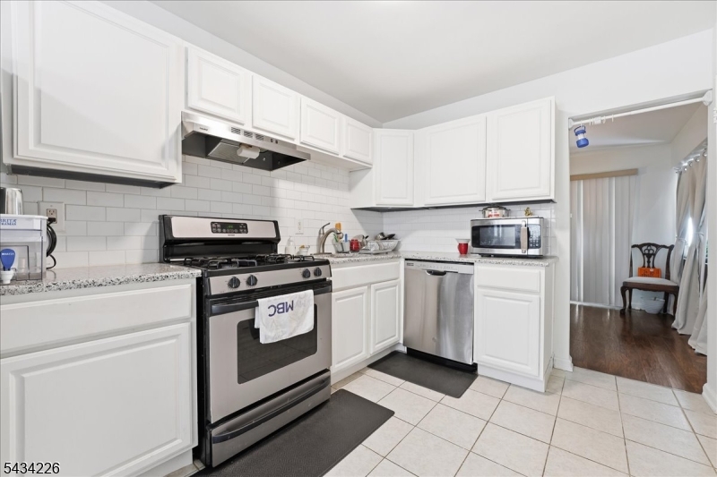 Lake Ave - Residential