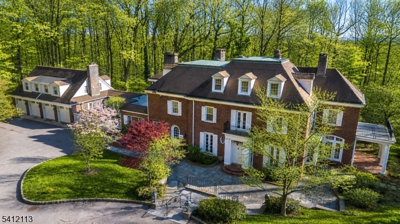 Llewellyn Park - Residential
