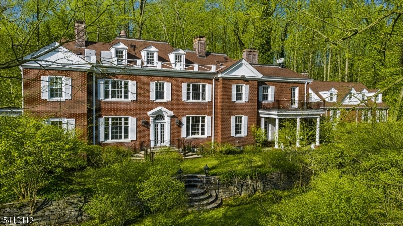 Llewellyn Park - Residential