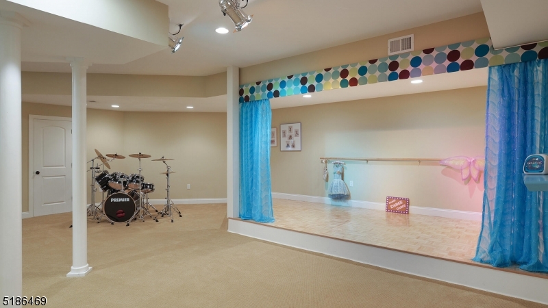 Castle Ridge Estates - Residential
