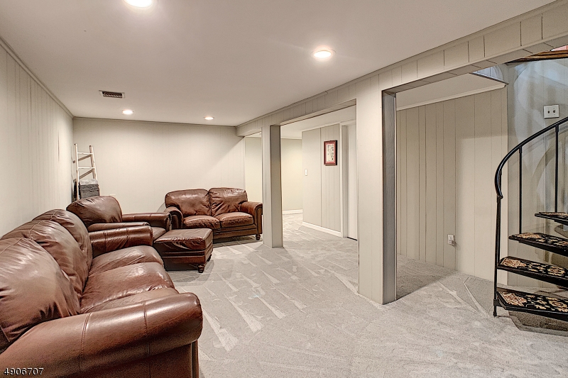 White Meadow Lake - Residential