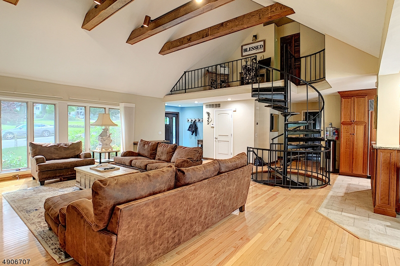 White Meadow Lake - Residential