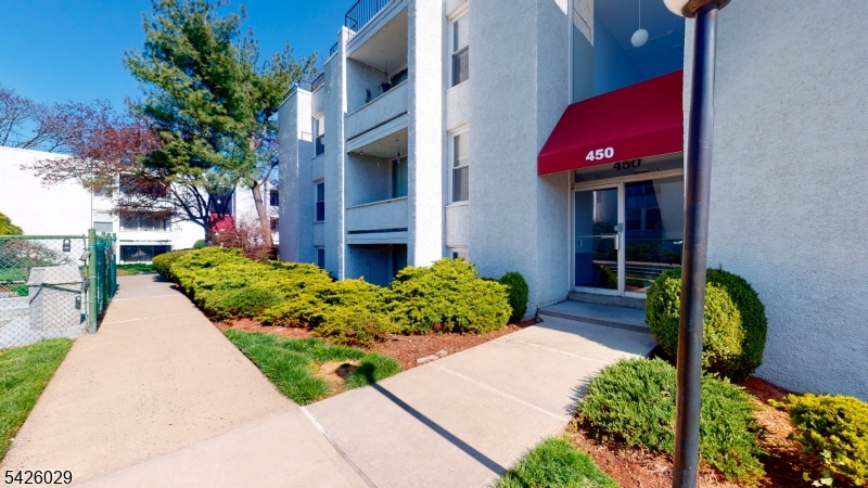 Charming, renovated Studio filled with natural sunlight in the highly desirable gated community, The Regency. The Studio boasts newly installed 5/4" thick wide plank red oak floors, a 9 year old furnace/Central AC, 6 yr old hot water heater & the exterior windows of this unit were replaced in 2006. This condo feels spacious & bright! There is enough space to fit a queen bed in the nook opposite the kitchen and section it off. It has really good closet space for a studio too. All appliances are included with the unit.1 assigned outdoor parking spot. The courtyard entrance has been redone. The community offers its residents onsite laundry & pool. The complex is gated at night, building entrances are secured & have an intercom system. NYC transportation is at your doorstep, & easy access to RTE 3 & 21. A commuter's dream! Don't miss out on this perfect opportunity to own in this amazing community for yourself or as an investment property!