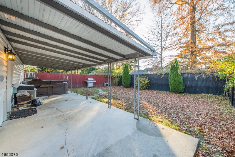 Lake Hiawatha - Residential Lease