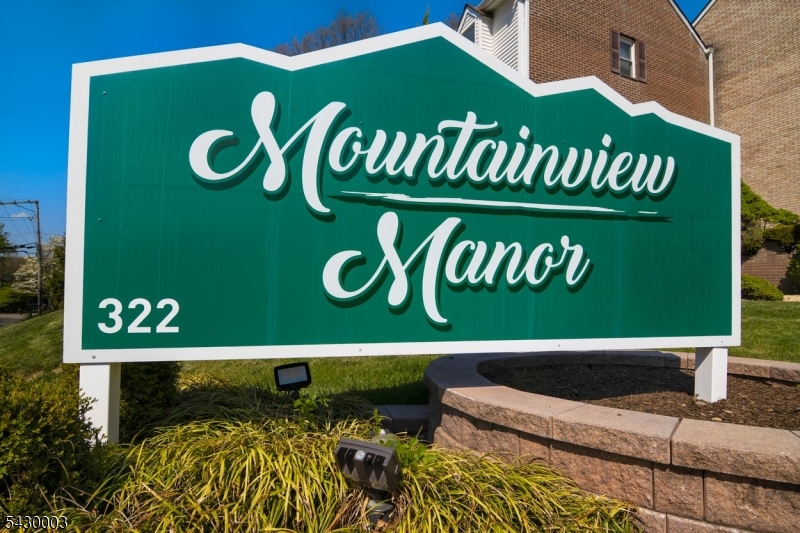 Mountain View Manor - Residential