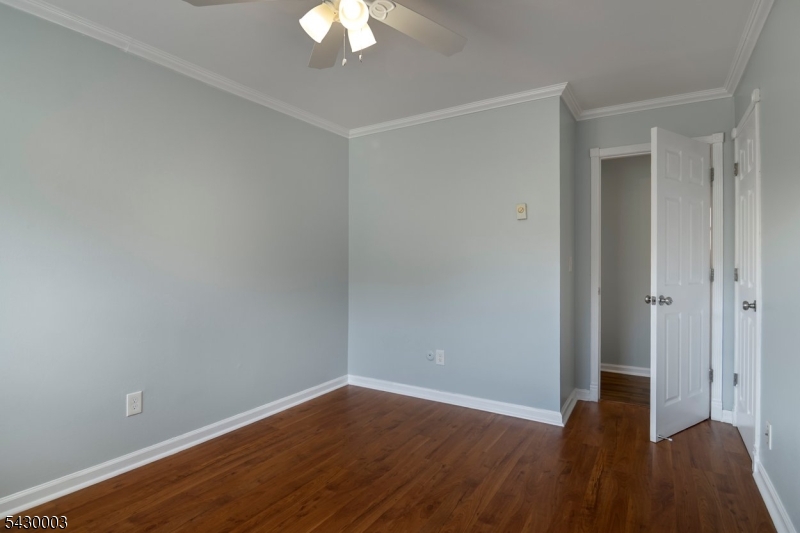 Mountain View Manor - Residential