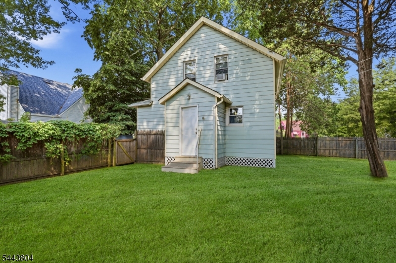 BROUGHTON - Residential