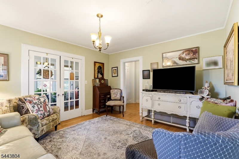 BROUGHTON - Residential
