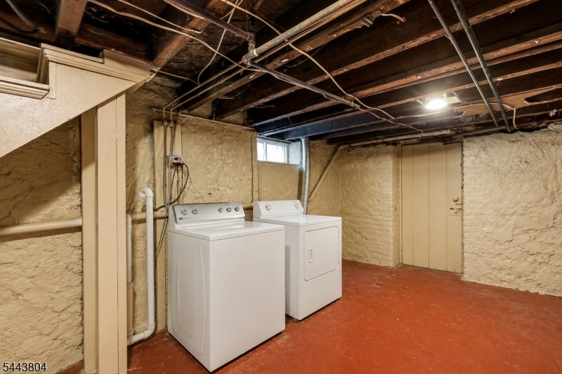 BROUGHTON - Residential