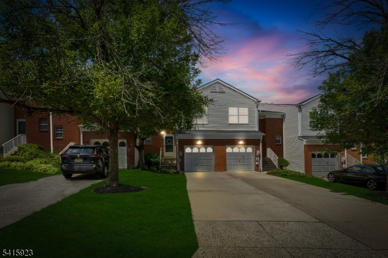 Montgomery Hills - Residential