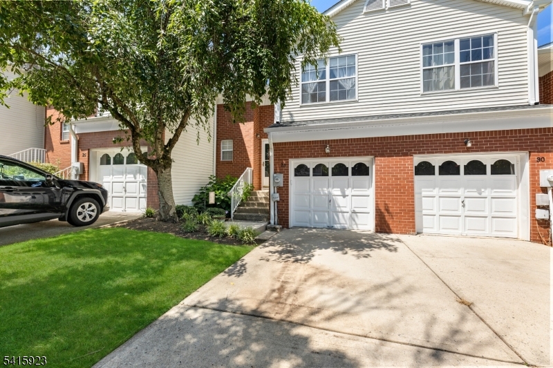 Montgomery Hills - Residential