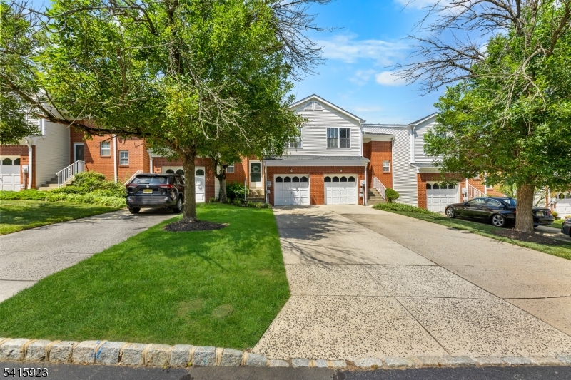 Montgomery Hills - Residential