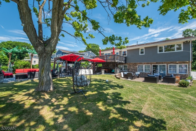 Lakefront Landing Channel - Residential