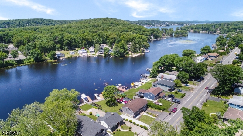 Lakefront Landing Channel - Residential