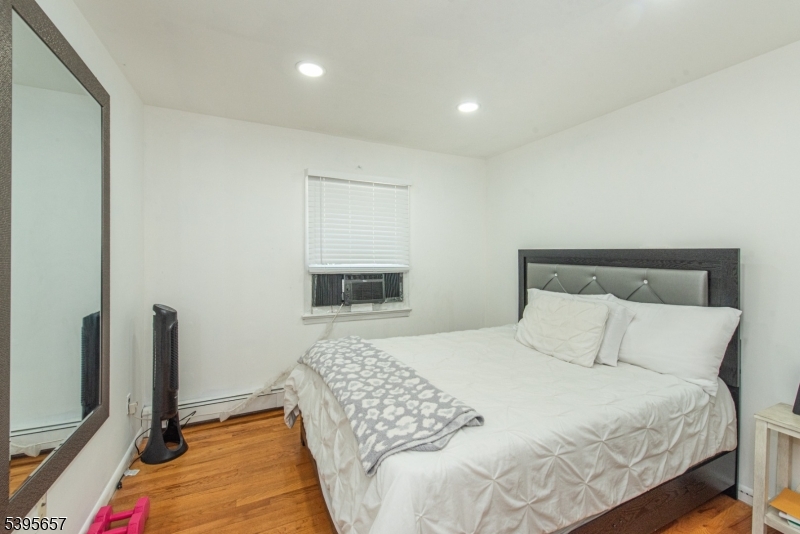 Lakefront Landing Channel - Residential