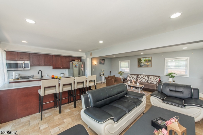 Lakefront Landing Channel - Residential