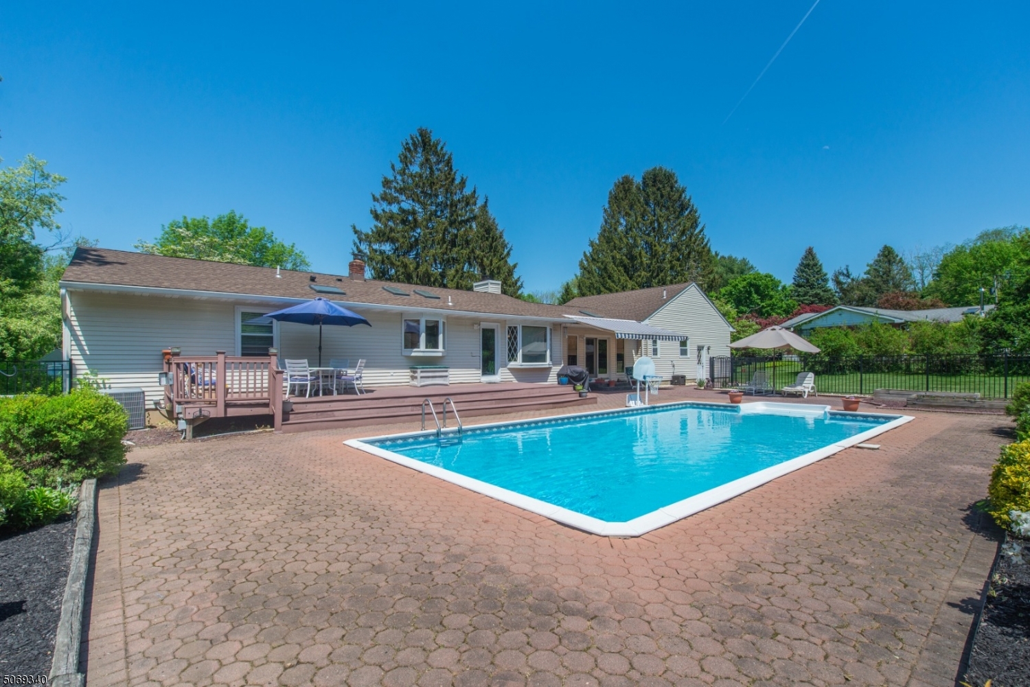 Schooleys Mountain - Residential
