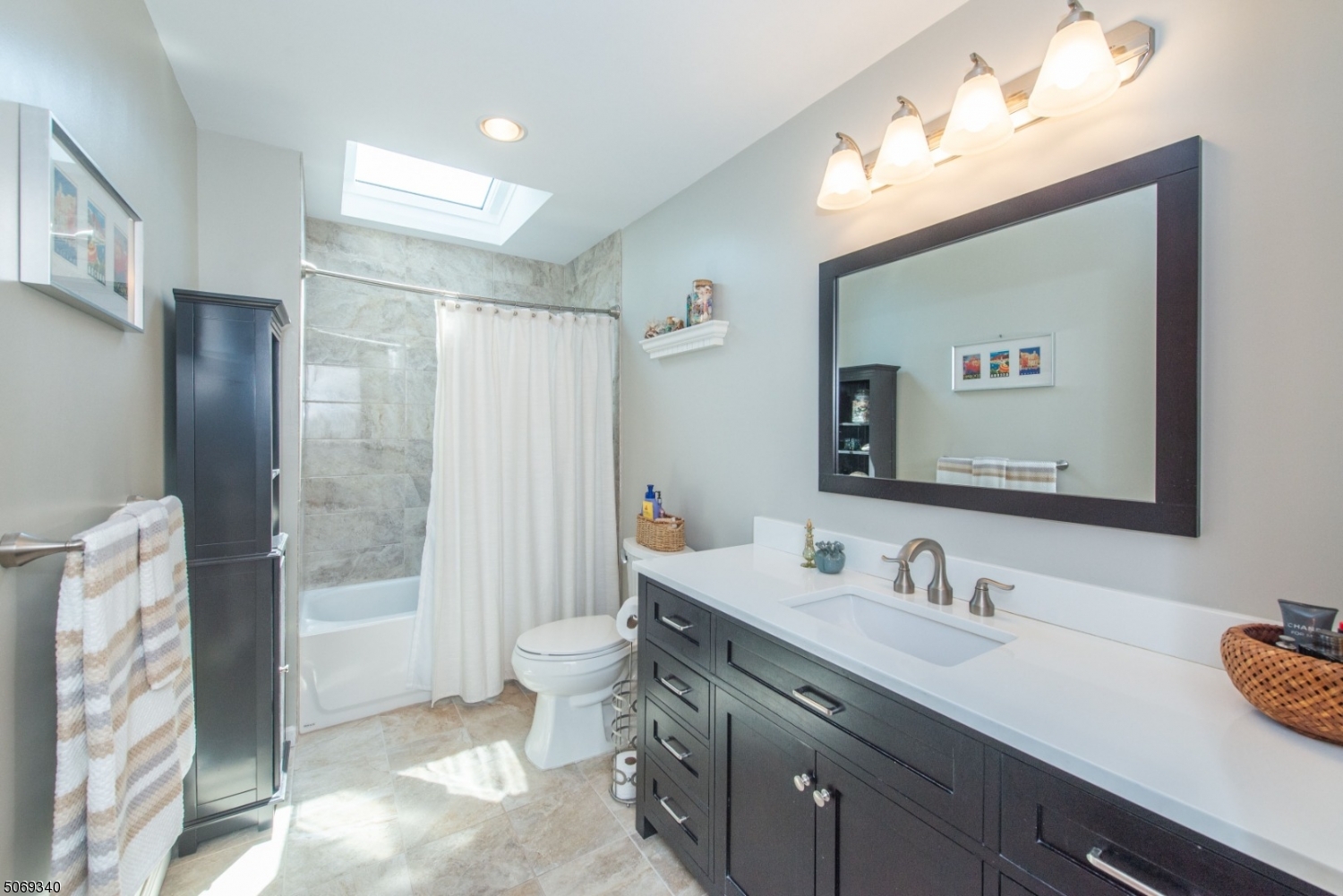 Schooleys Mountain - Residential