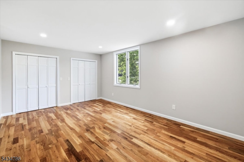 EAGLE HILL - Residential